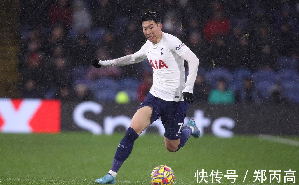曼联|0-1,曼联切尔西笑了!英超劲旅爆冷,被轰17脚+5轮3分,争四乱了