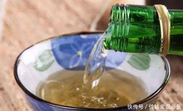 包装|这5款怪酒,因包装太丑而无人问津,口感却比茅五剑好,纯粮食酒
