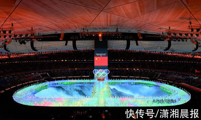 冰立方|颠覆传统“不点”主火炬，张艺谋及主创团队详解北京冬奥会开幕式