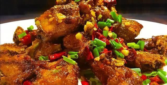 孜然|孜然排骨怎么做教你一种家常做法,嚼起來帶勁,吃着停不下来