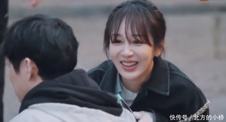 张艺兴 辟谣还是逼婚?黄磊:艺兴30岁和杨紫不正合适?回:不懂爱!