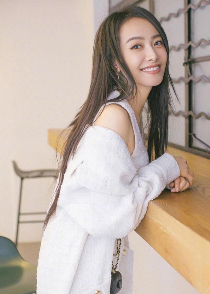 脸上有这4个“特征”的女生，尽量别留长直发！短发才更适合你