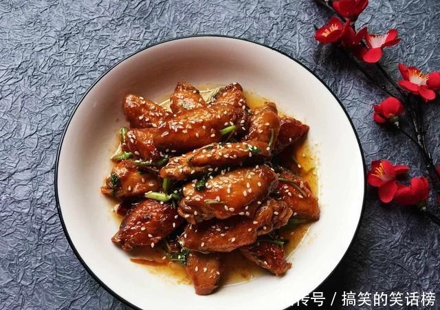 孩子最爱的菜,一周吃3回都嫌不够,简单一焖,香到连汁也不放过