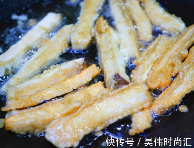 蛋糊|冷天,我家常吃椒盐杏鲍菇,5块钱做一盘,简单一炸,嚼着比肉香