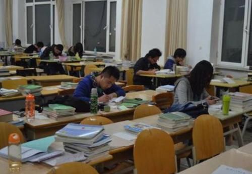 学生|2021考研进入倒计时，自习室学生却越来越少，你知道其中缘由吗？