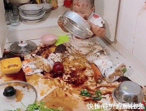 尿不湿|萌娃“大闹厨房”走红,网友像极了正在腌制中的“娃娃菜”