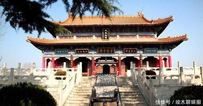 三千道士为保国两次下山,幸存者回来后,却发现道观被改成了寺庙