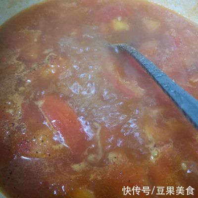 学会这道美味的快手番茄黑鱼片，厨房小白也不愁