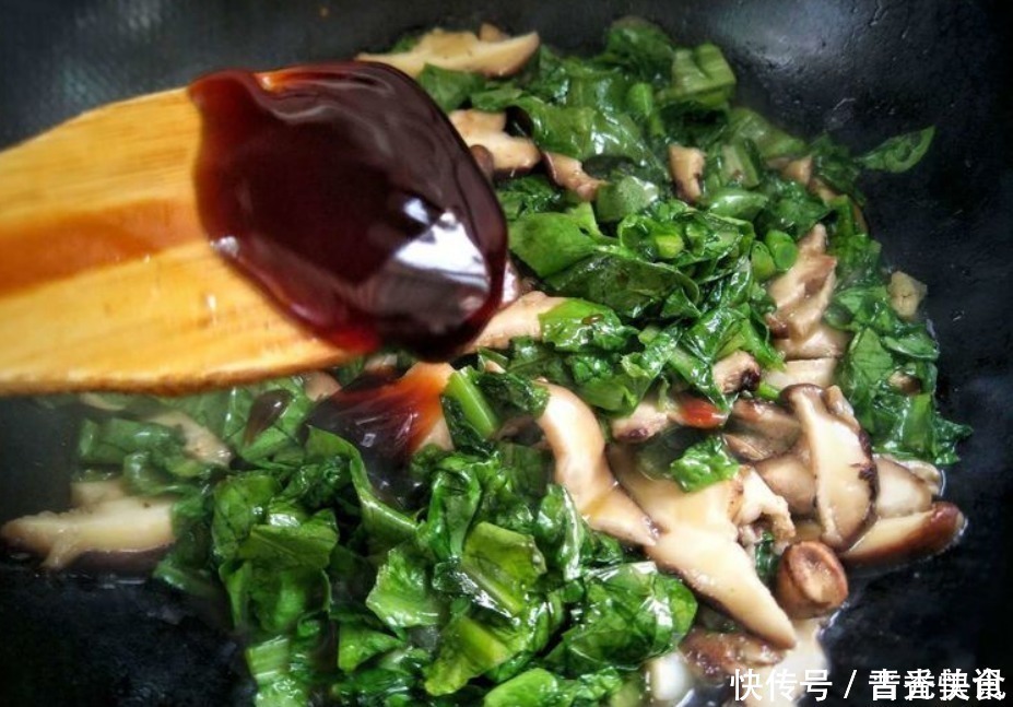 一觉|失眠最怕这菜,隔三差五炒一盘,镇定安神,一觉睡到大天亮!