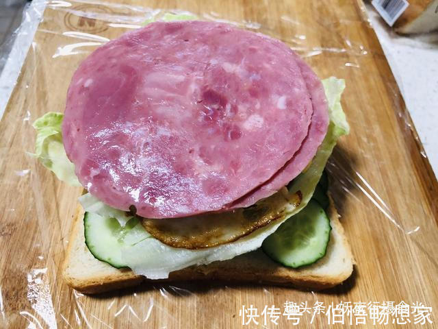 关晓彤蔬菜三明治改良版,10分钟搞定健康早餐,低卡减脂还管饱