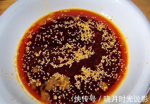 面筋|凉皮、米皮别买着吃,记住配方和比例在家就能做,Q弹爽滑特解馋