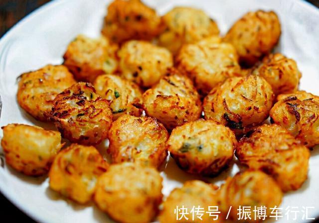 萝卜丸子|炸萝卜丸子，用淀粉用面粉都不对，这样做外酥里嫩，鲜香味美