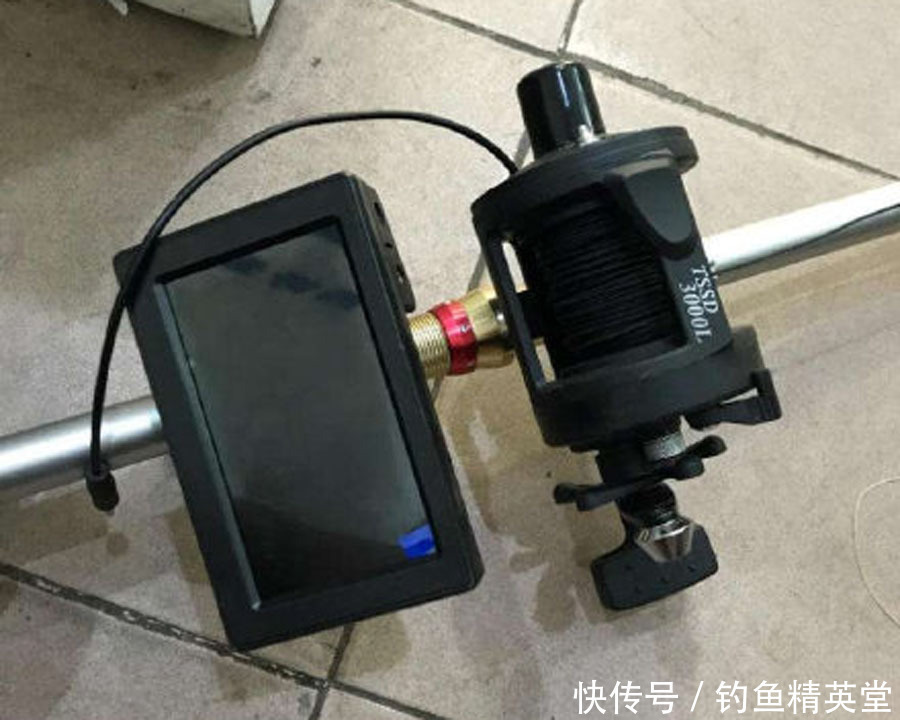 鱼竿|这种钓鱼方式在北方的冬天特别盛行,为什么被很多人不齿