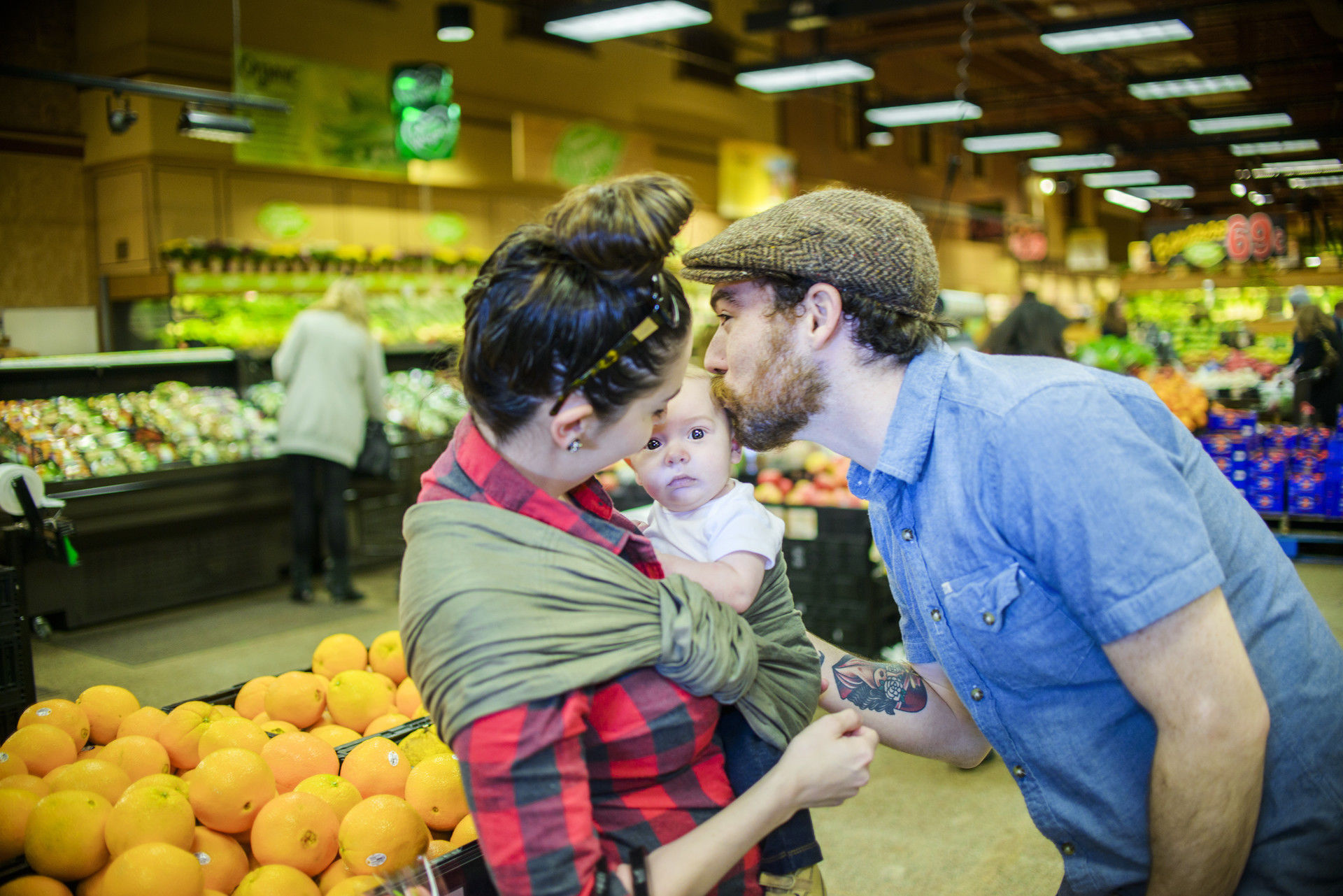 乳牙|龋齿对孩子发育影响大,一岁前七种行为会伤娃的牙齿,家长要避免