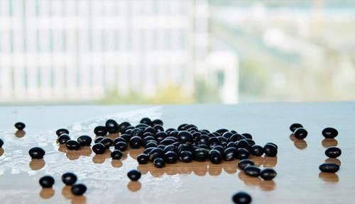 黑豆|找到了“天然的黄体酮”每天换着吃,美颜养肤,50岁也不显老