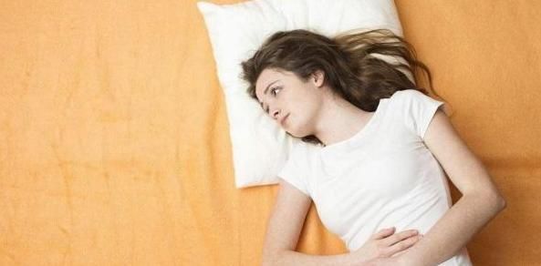 肚脐里的泥是什么?能用手扣出来吗?医生怒道:不要伤害自己!