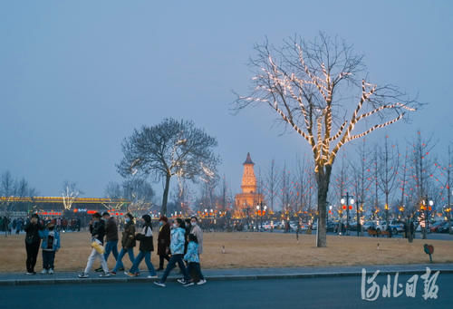 中年|河北石家庄:夜游古城度新春