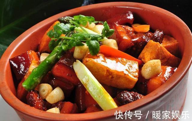 精选美食推荐红酒炖羊腱，冻豆腐红烧肉，金针溜鸡丝的做法