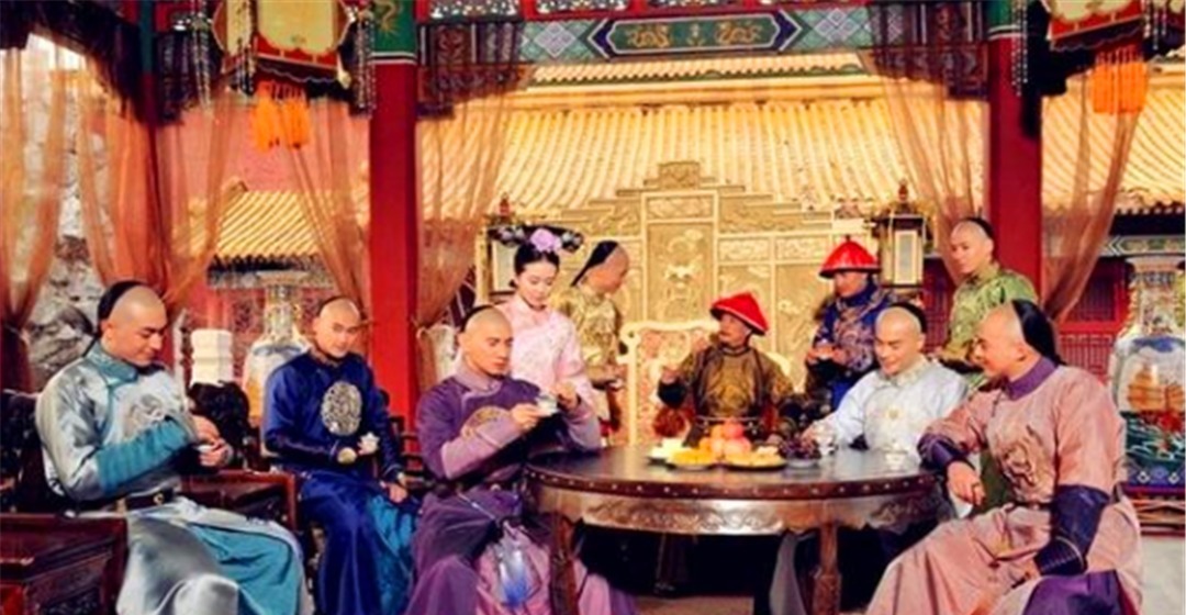 夺权|同为皇帝,为什么朱元璋很放心太子朱标,但康熙却很怕胤禔夺权呢?