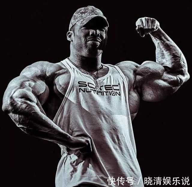 钢铁|军人健身练出钢铁肌肉 ，巨大的肌肉块头让施瓦辛格叹服