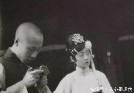 婉容|慈禧晚年热爱拍照,而有一位格格因长得太漂亮,总被慈禧要求合影!