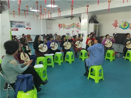 老有所学老有所乐 “夕阳”生活更丰富多彩