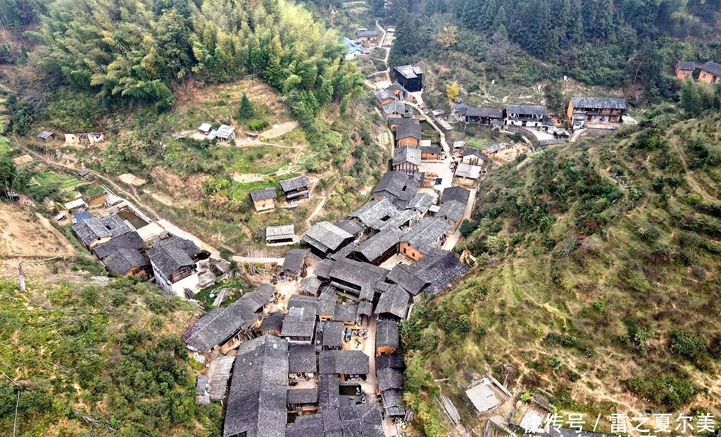 藏于深山中的客家村寨,千年来没有蚊子生存,堪称盛夏避暑防蚊圣地！