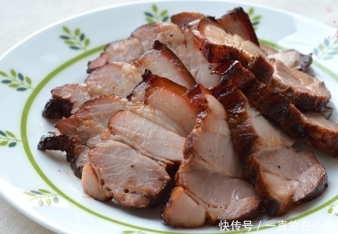 肉块|五花肉别再烧炒炖啦，一滴油都不放，吃一锅也不长肉，真解馋！