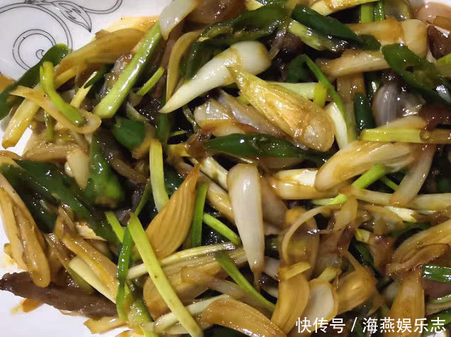 小腹|倘若“小腹鼓鼓”,女性万不可错过此菜,平小腹灭杀口臭便秘