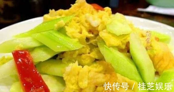 丝瓜|多给家人吃的养生菜,营养丰富,清热消炎,还能美容护肤淡斑祛皱