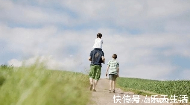 孩子|不要再夸孩子“你真棒”,斯坦福教授:请用5种语境合理鼓励孩子