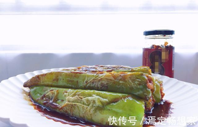 手把手教你做煎酿青椒,每次去饭店必点的菜,10块钱能做一大盘