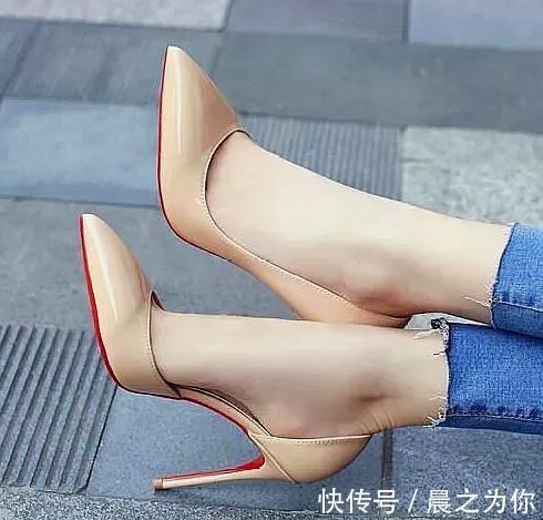 细跟鞋 细跟鞋时尚的款式,看起来既精致又美丽!