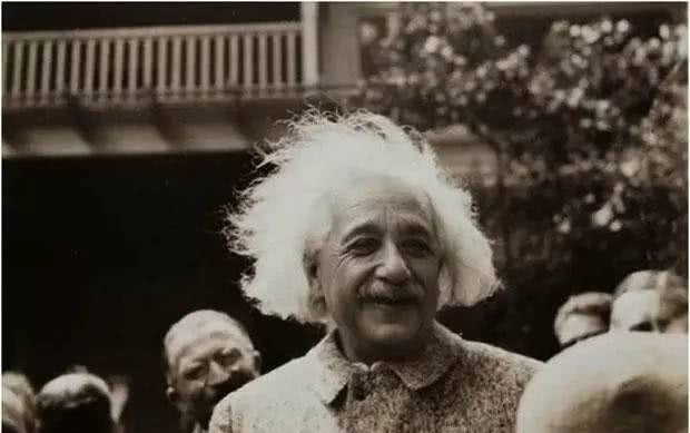 智慧#爱因斯坦的智慧语录让你悟懂时间和人生的意义,看完后如梦初醒