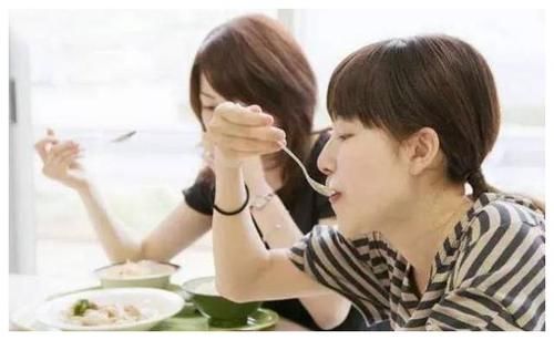 效率|几个燃脂秘诀：早起3要，吃饭2坚持，晚上2不要，减肥效率高