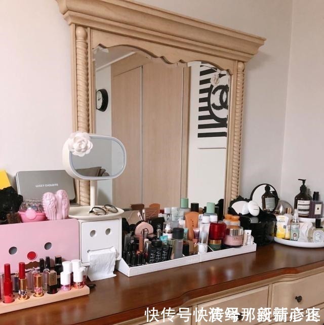 收纳|韩国夫妻的家，简单精致，奉行极简主义的她，把家收拾得一尘不染！