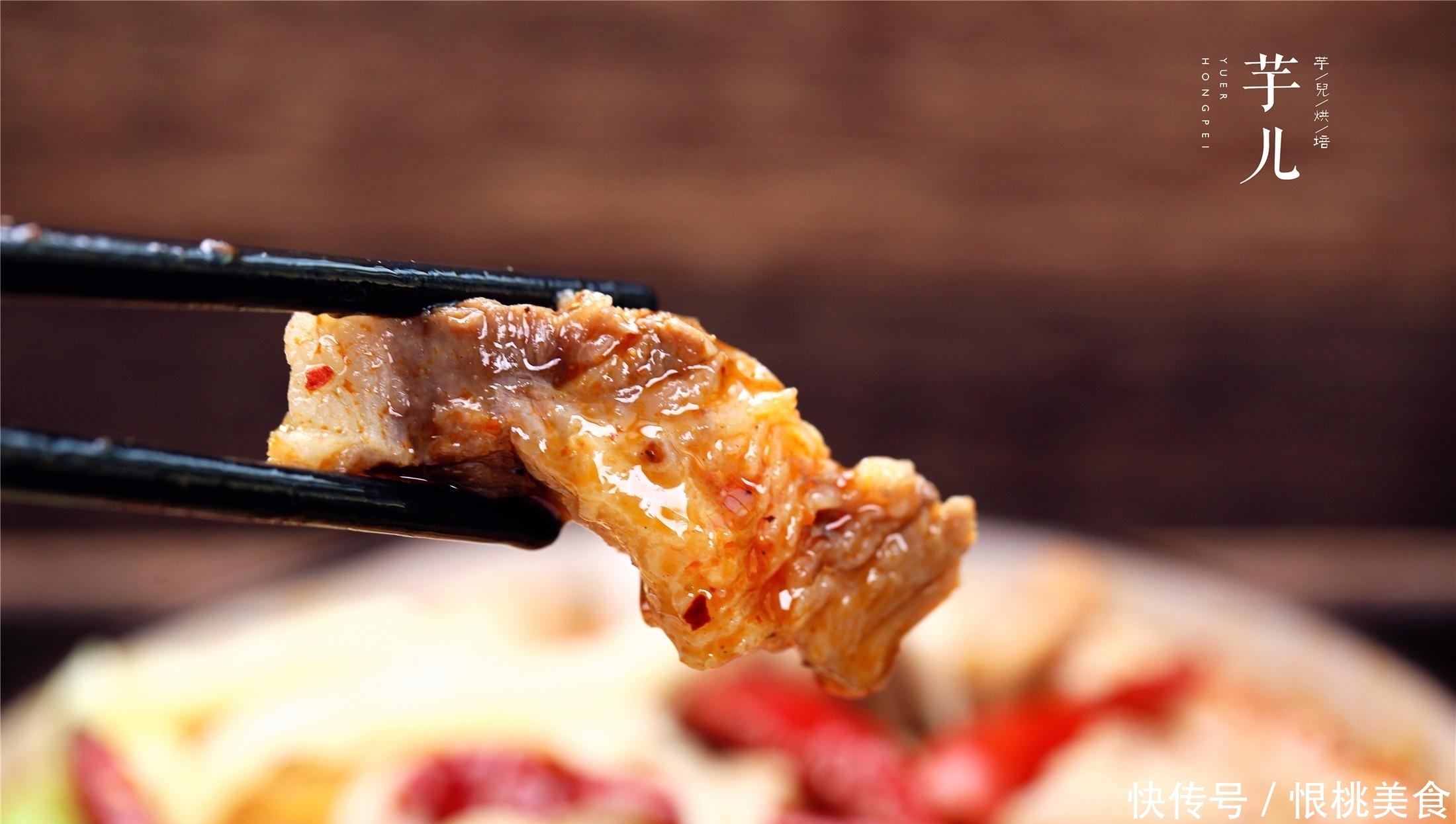 最好吃经典的牛肉面做法,汤汁鲜美浓稠,牛肉软烂入味,太过瘾