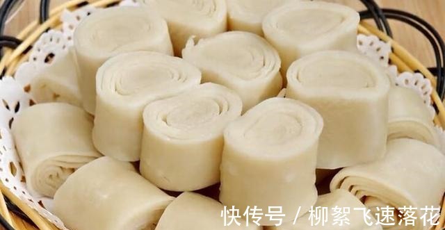 包子|夏天,吃馒头包子不如吃它,一卷一蒸柔软筋道,比馒头包子好吃!