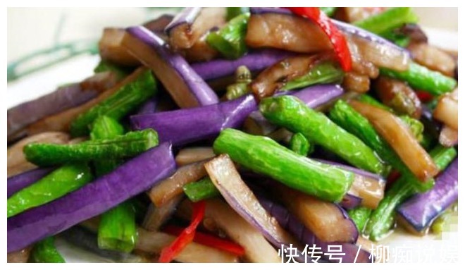 茄子|炒茄子先放油是大错特错，20年厨师长教你1招，茄子不吸油还香