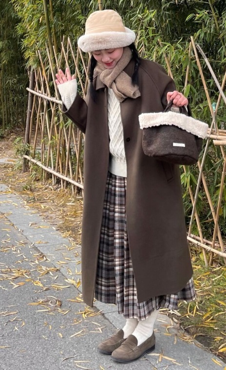 搭配 讲真的,冬天还是穿毛呢大衣更洋气,这些搭配温柔优雅又有格调