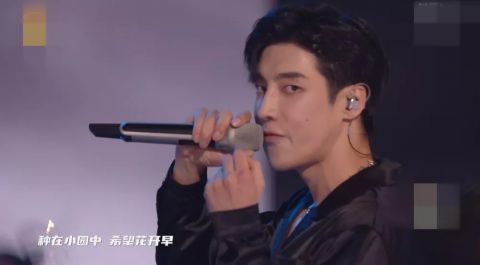 晚會|芒果臺購物晚會一團糟，哥哥姐姐油膩大比拼，亂跳亂唱好尷尬