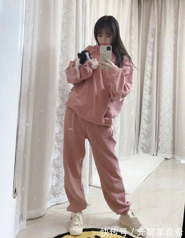 北京大降温,本卫衣爱好者狂喜!|下周穿什么 | jenner