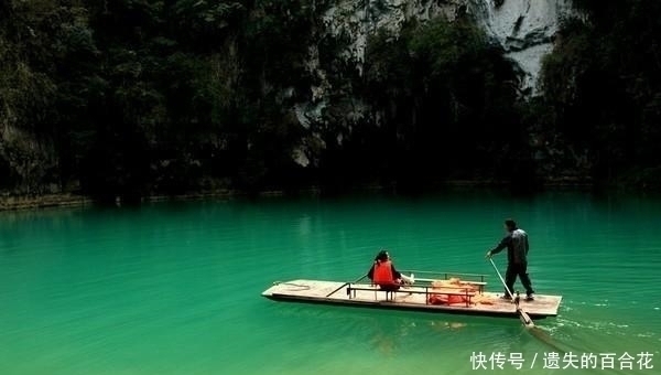 悬浮仙境|世界唯一“水中天坑”在中国，悬浮仙境美到词穷，知道的人不多