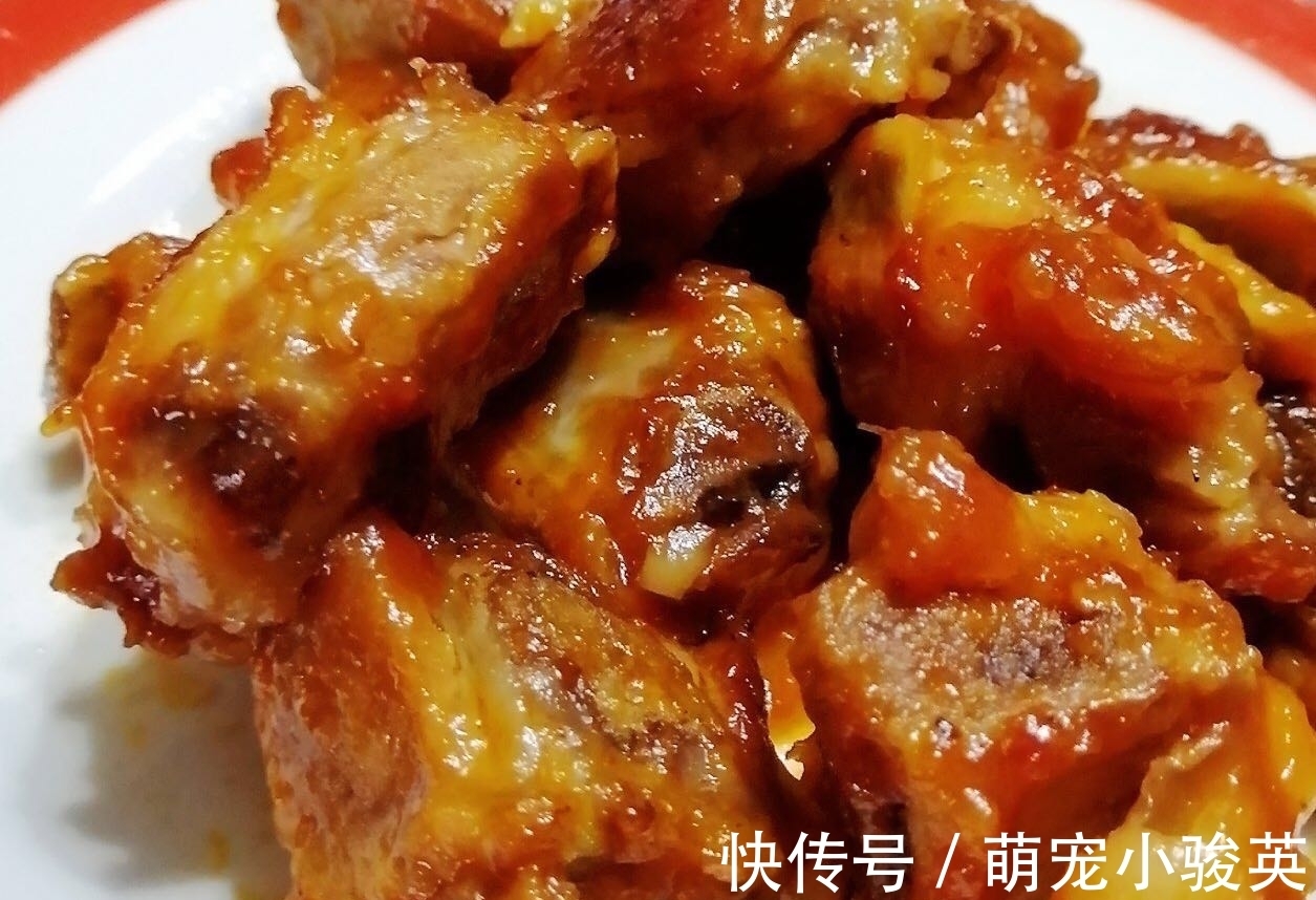 衛(wèi)生|《中餐廳》張亮被曝做飯不好吃，糖醋排骨的衛(wèi)生翻車，食欲全無