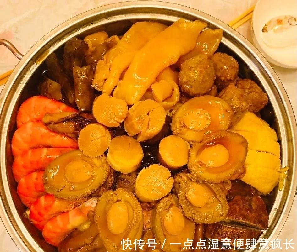 明星晒年夜饭:王鸥的精致,李晨的丰盛,都不及任达华的亮眼