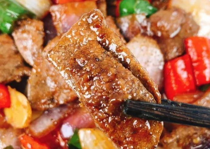 洗猪肝只用水洗，难怪做菜难吃！教你一个好方法，猪肝干净做菜香