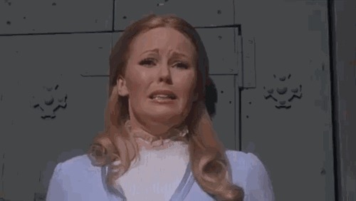 护肤品 新依美:5大护肤谣言,第2条90%的人都信了,难怪你容易烂脸!