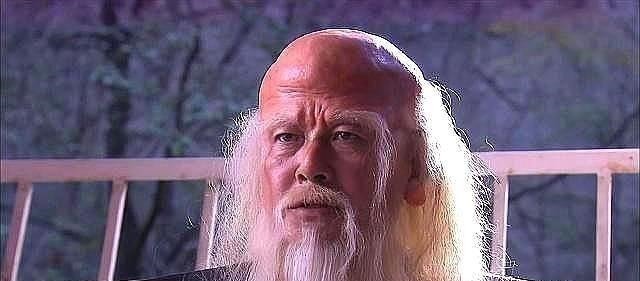 开天辟地$封神八大帝级高手第四君临万仙,第一开天辟地,最后一名是鸿钧