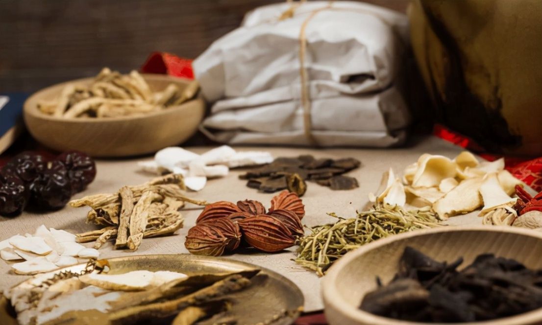 服用|中药用错也伤身?4种中药不适合长期服用,记得告诉家里人