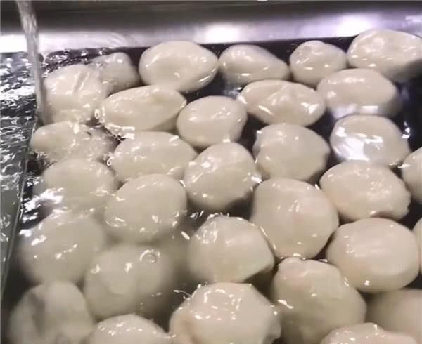 液体|液体牛奶变奶球,这么大颗的芝士奶球,你们不想尝尝看吗?